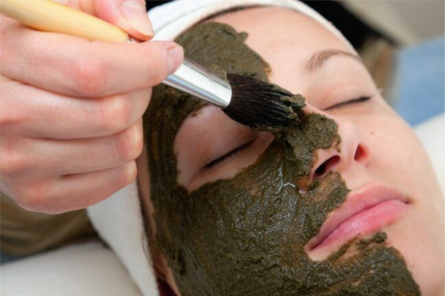 Seaweed Mask fir Hautfestegkeet an Elastizitéit